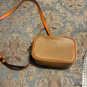 Tory Burch Pebbled Leather Crossbody Bag in Tan with Orange Trim